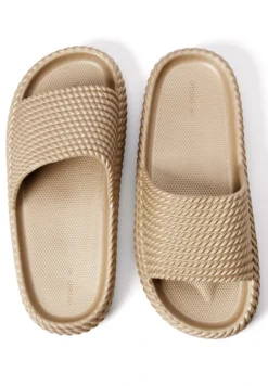 Oysho METALLIC BRAIDED - Badesandale - Goldcoloured -Trend Schuh Verkauf 282136bb39694b54b290726a0848a0ae