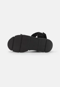 KG Kurt Geiger VEGAN RIGGED - Plateausandalette - Black -Trend Schuh Verkauf 479356374db04621a6637ecfb779ccfb