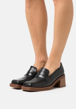 ALOHAS ROXANNE - Pumps - Black