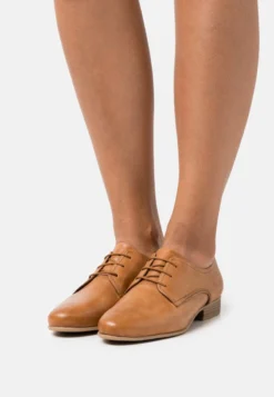 Tamaris Schnürer - Nut