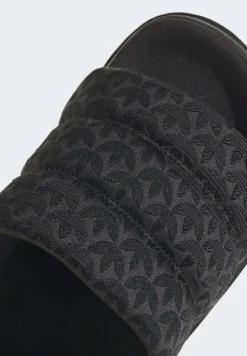 Adidas Originals ADILETTE ESSENTIAL W - Pantolette Flach - Core Black/core Black/core Black -Trend Schuh Verkauf 887e92c91cfd42a697b4c8c1f3b9a52b