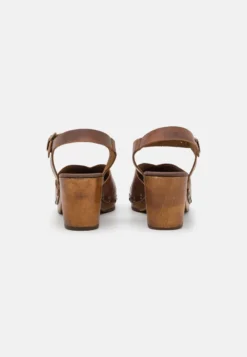 Sanita SOLAIMA - Clogs - Brown -Trend Schuh Verkauf a59868644f764fc7b2a0c629dcf42ec0